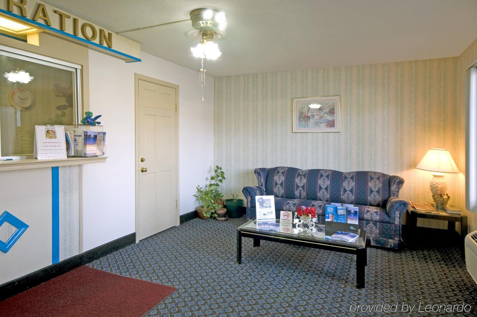 Americas Best Value Inn - Roxboro Interieur foto